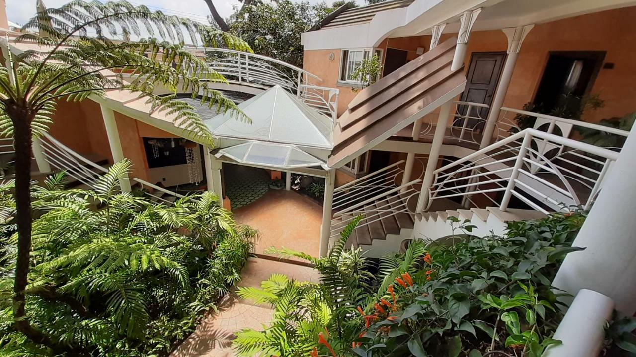 Hotel Ciudad Vieja Guatemala City Exterior foto